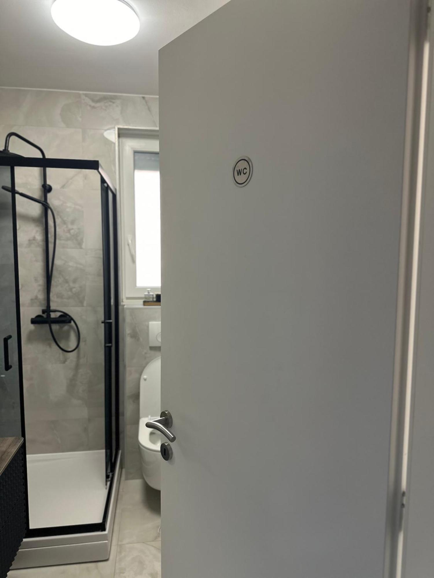 Apartman “Manhattan” Križevci Eksteriør bilde