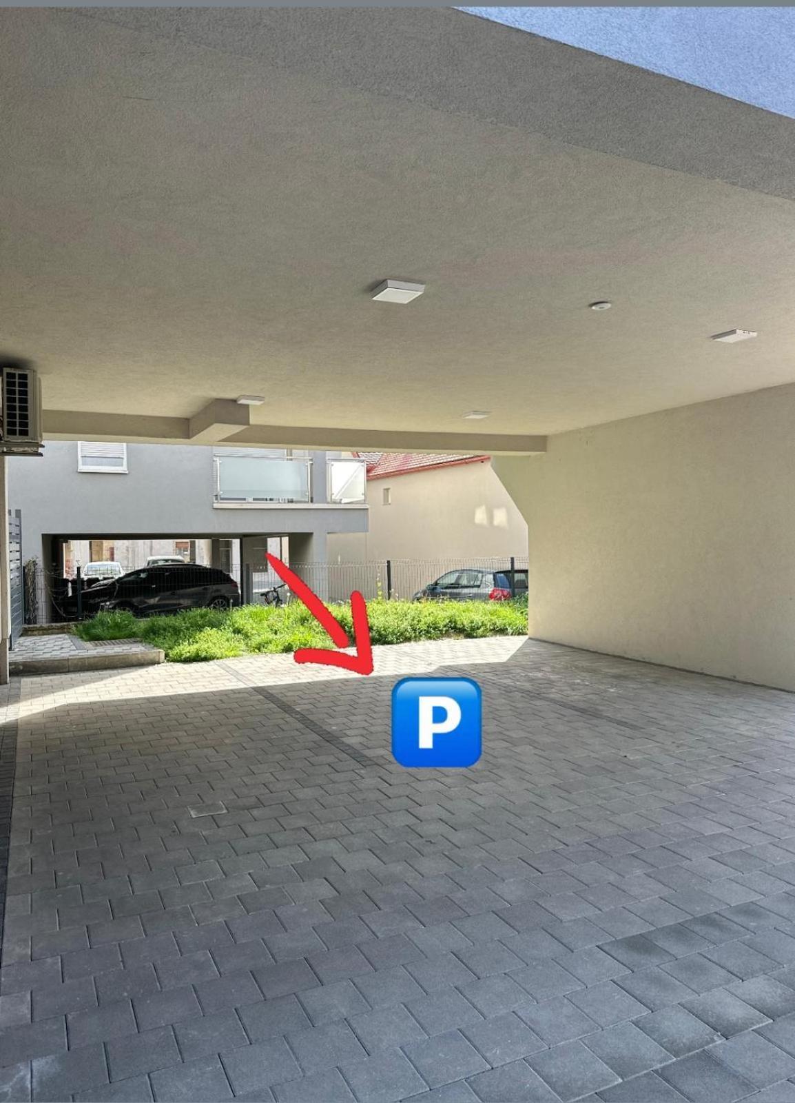 Apartman “Manhattan” Križevci Eksteriør bilde