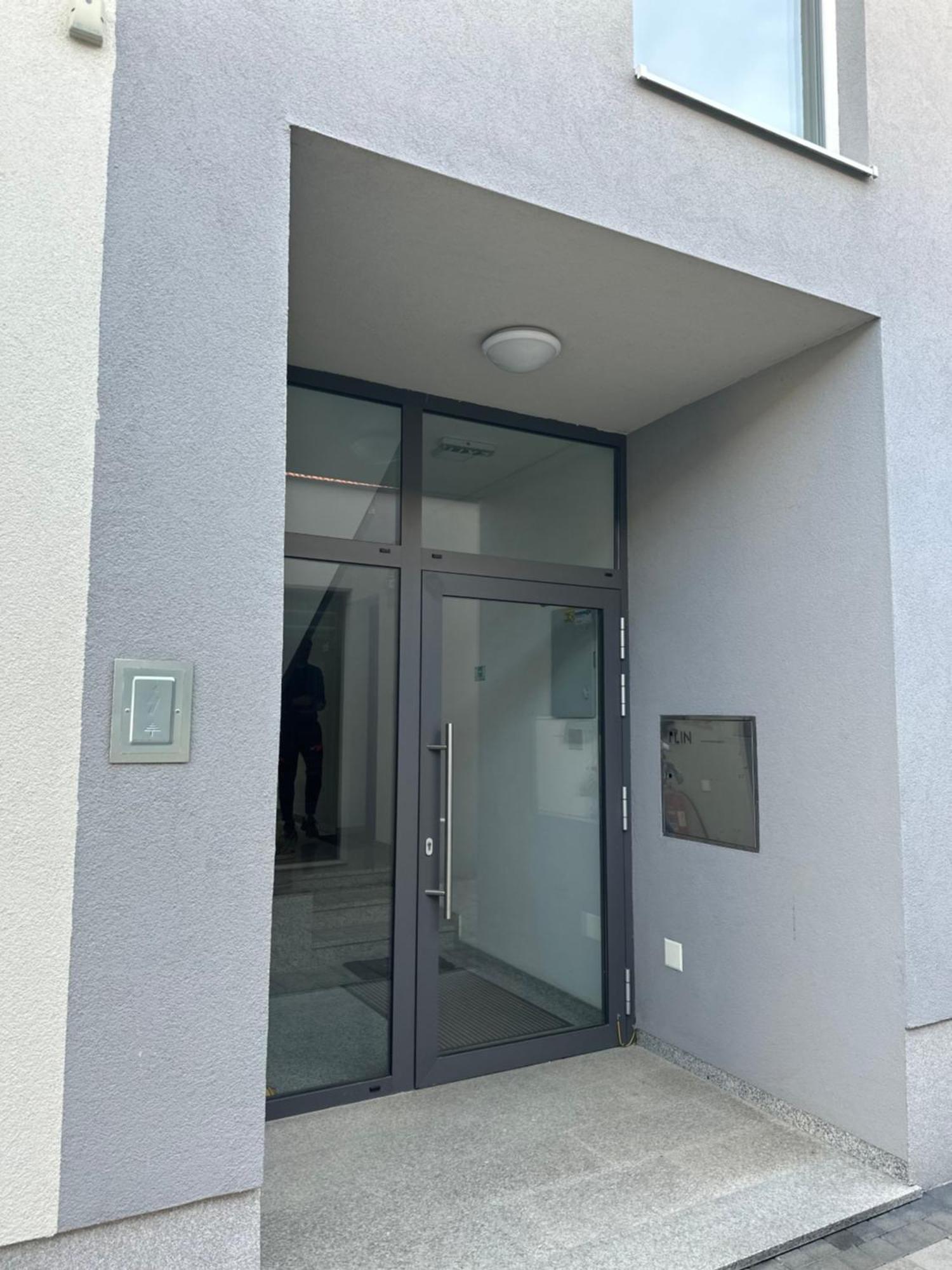 Apartman “Manhattan” Križevci Eksteriør bilde