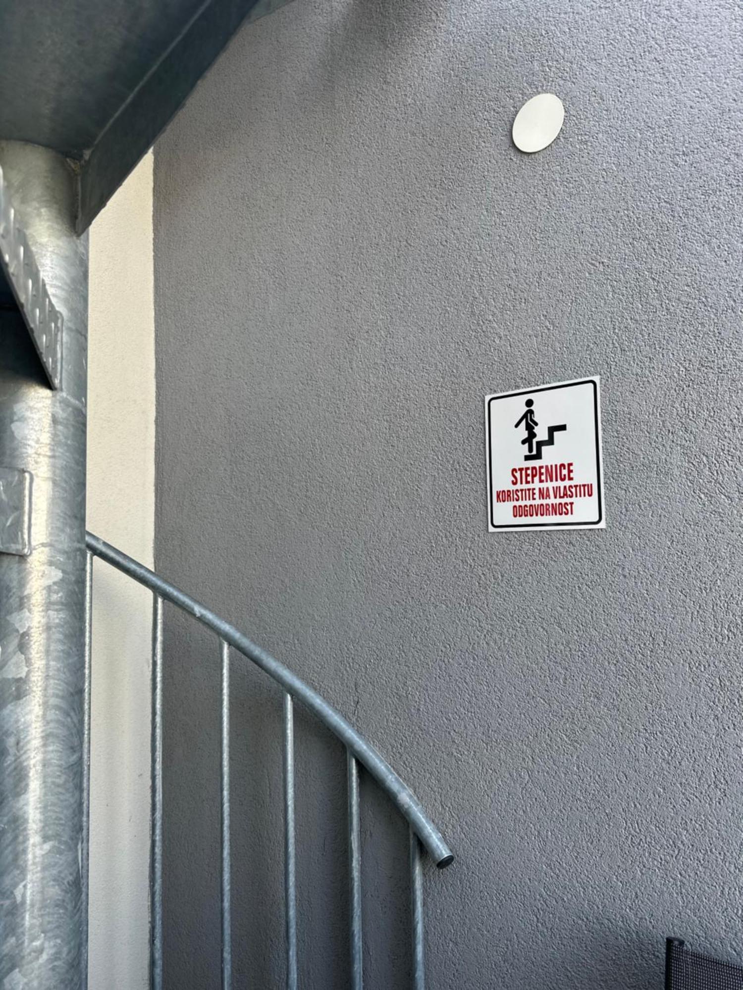 Apartman “Manhattan” Križevci Eksteriør bilde